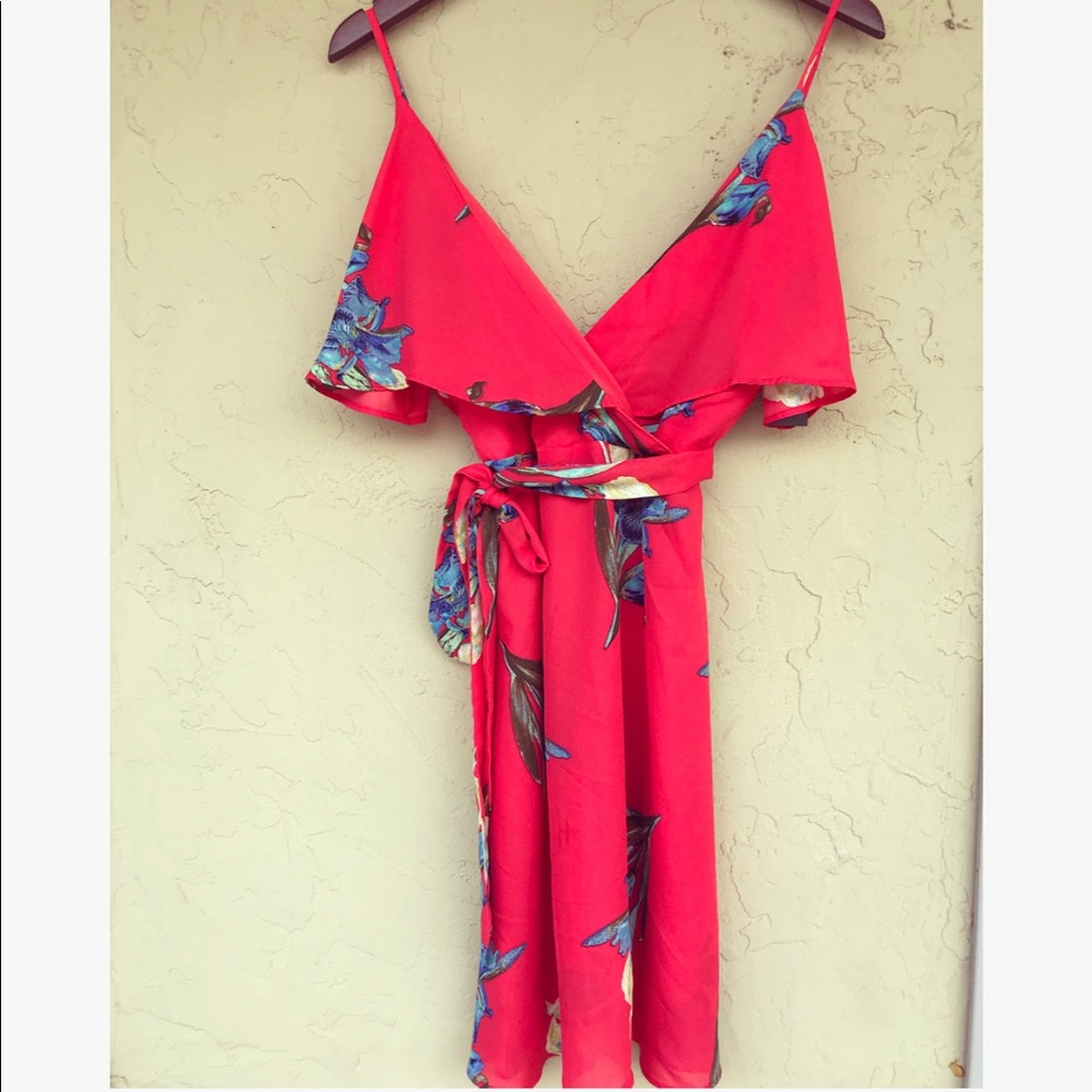 Timing, floral mini dress